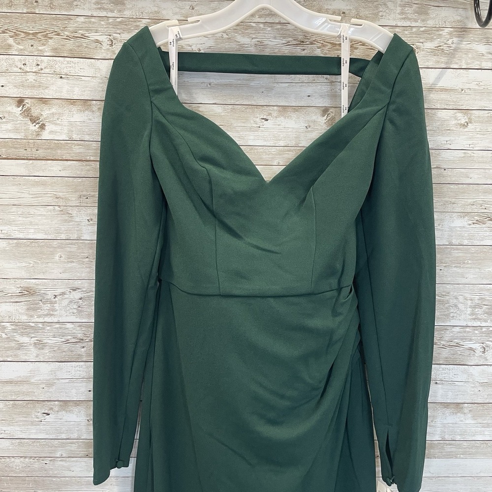 NWT David's Bridal 6 Dress Hunter Green Sweetheart Full Leg Slit Long Sleeve NEW